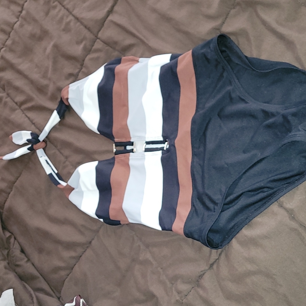 Swim suit, Size 10